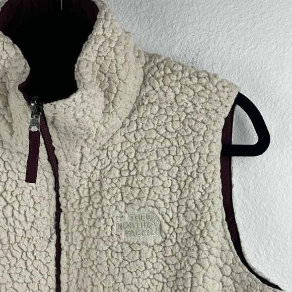 The North Face Vest Women's S Reversible Puffer Sherpa Fleece Full Zip Red White - Picture 8 of 11